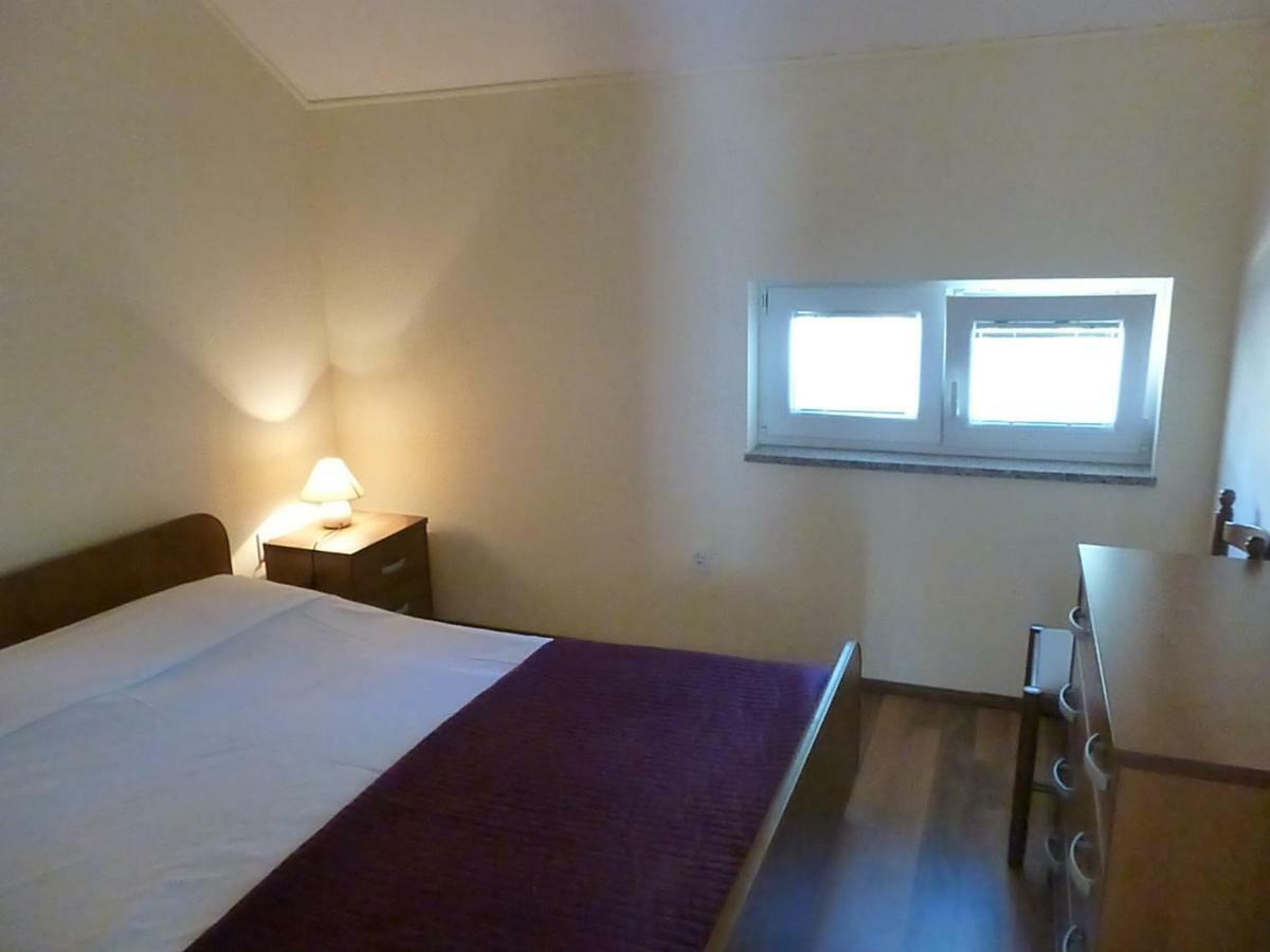Apartments Vila Lavanda Omišalj Buitenkant foto