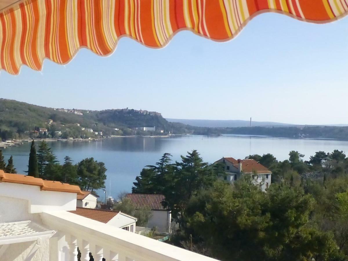 Apartments Vila Lavanda Omišalj Buitenkant foto